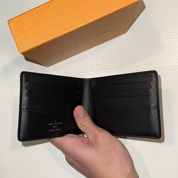 Louis Vuitton Slender Wallet 100% Authentic - Picture 15 of 17